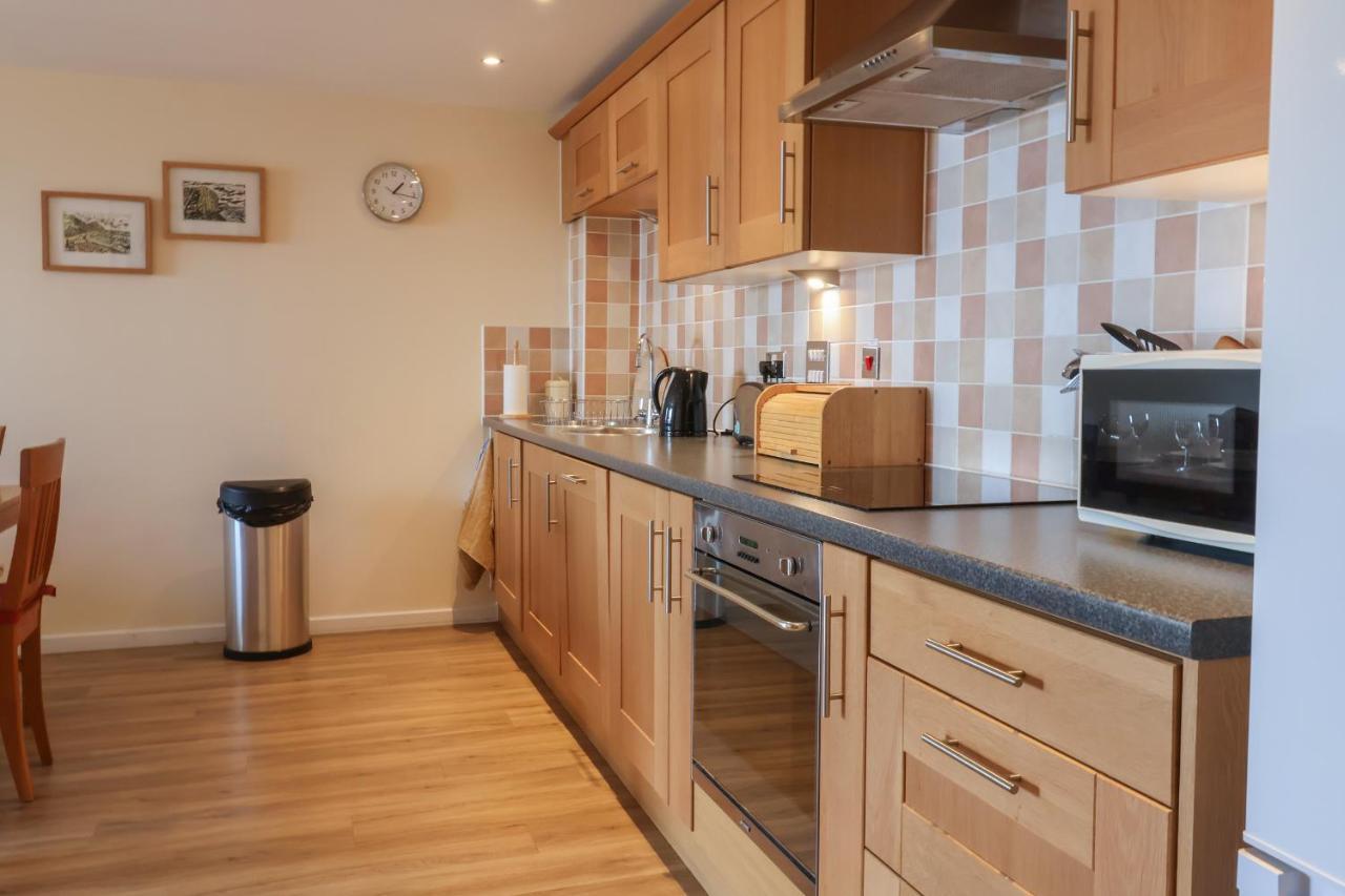 5 Buckfields Apartment Лайм Риджис Екстериор снимка